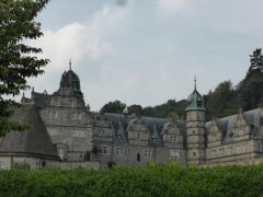 Hämelschenburg Sicht auf den Gesamtkomplex.